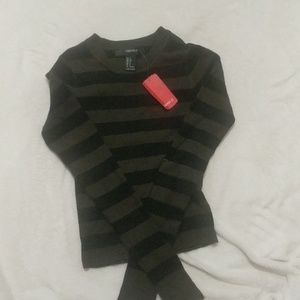 Horizontal striped tee